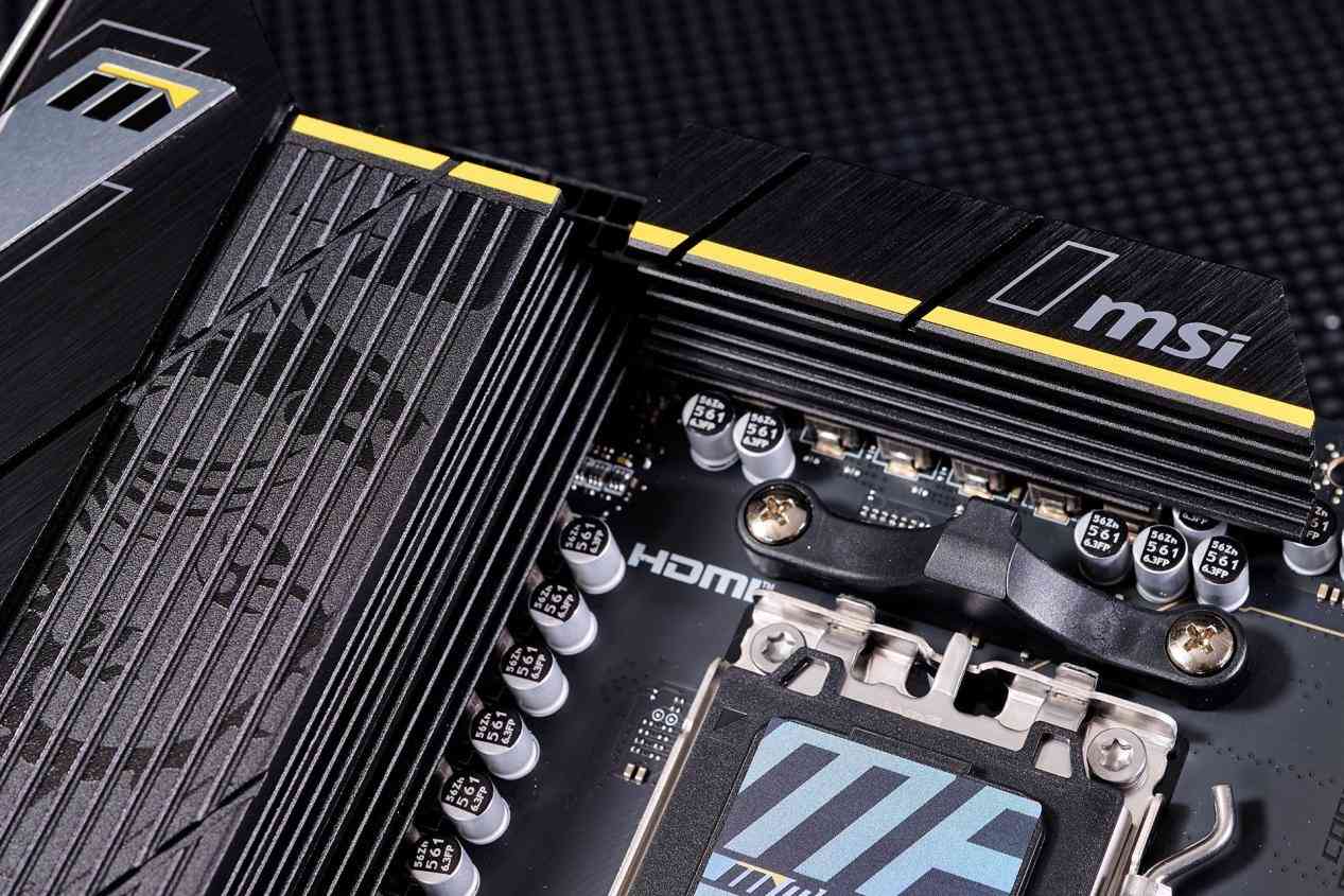 微星B850MPOWER主板深度评测：MPOWER系列的超频传奇延续，千元级性能炸裂之选