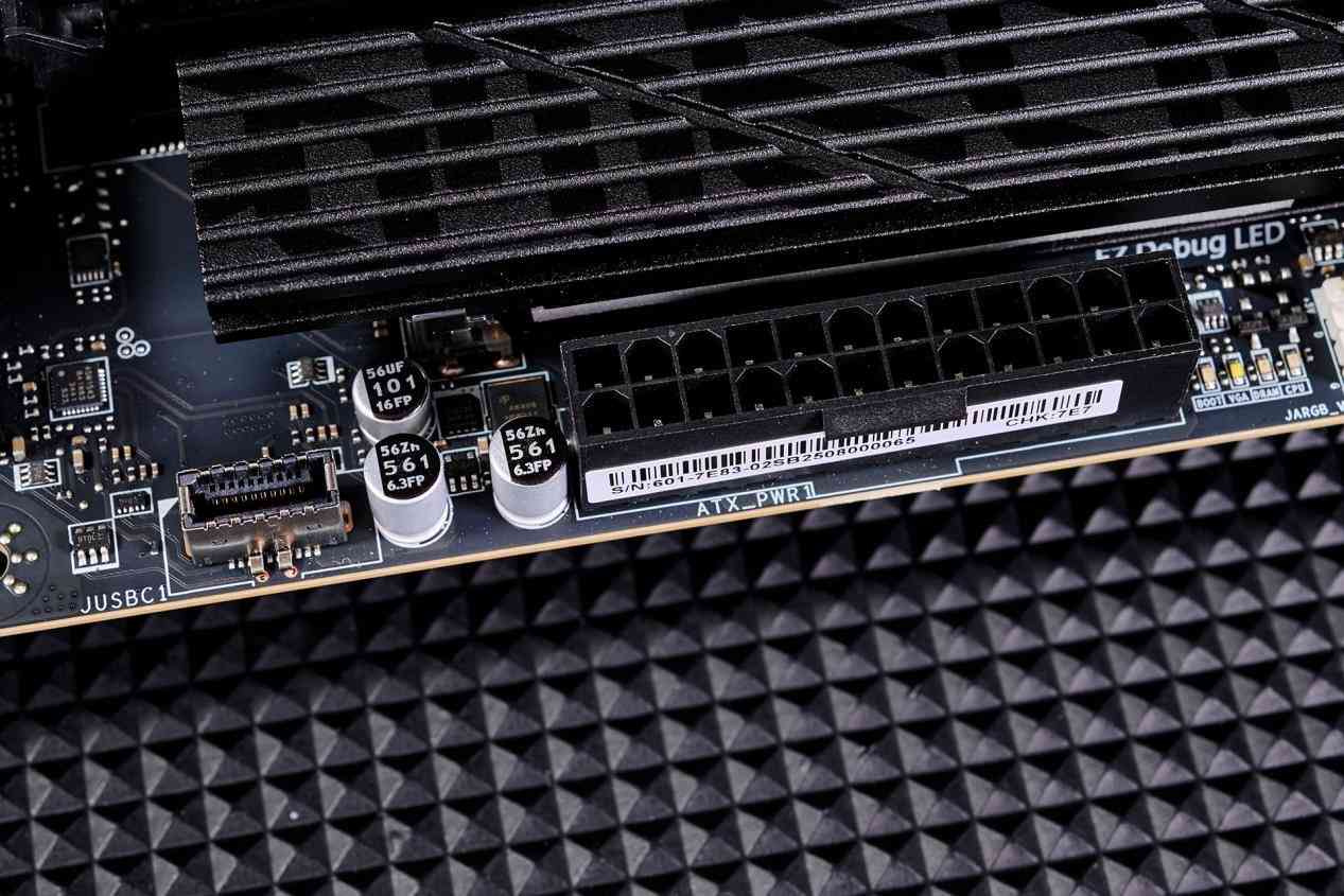 微星B850MPOWER主板深度评测：MPOWER系列的超频传奇延续，千元级性能炸裂之选