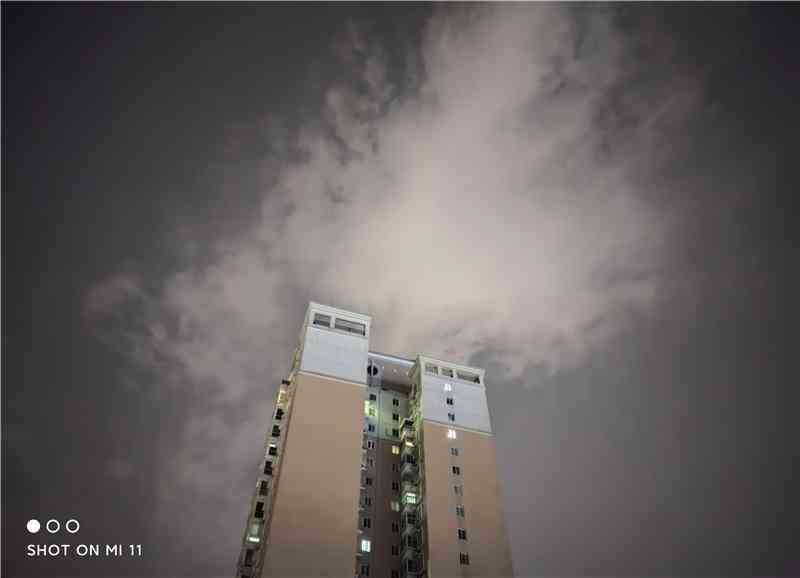 小米手机怎么样 首款骁龙888手机咋样？小米11深度评测：无遗憾的顶级水桶机