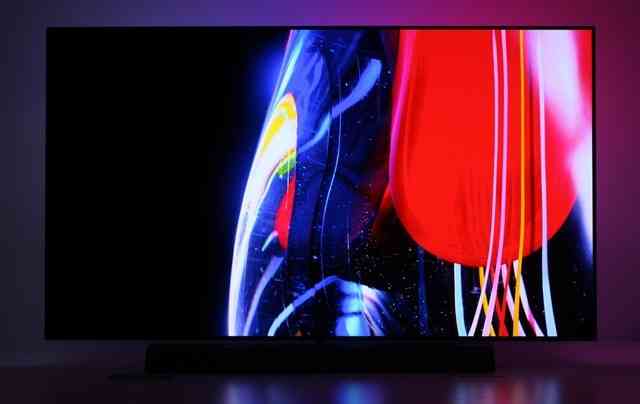 飞利浦电视怎么样 飞利浦旗舰OLED评测：想为这台电视换个客厅