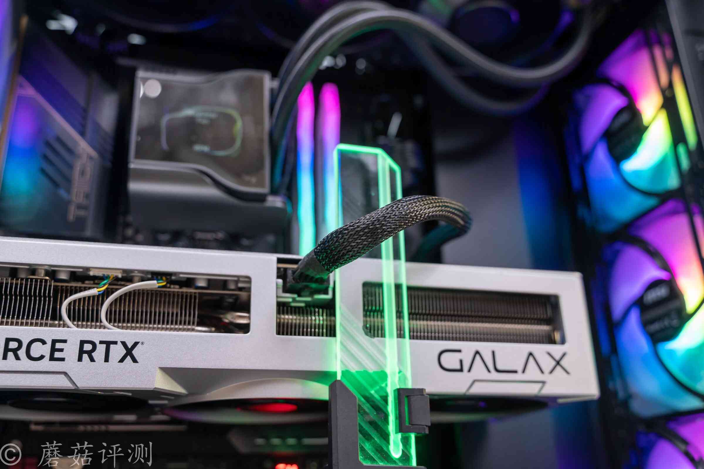 华擎太极X670E主板评测：供电系统毫无波澜，轻松稳定输出180W