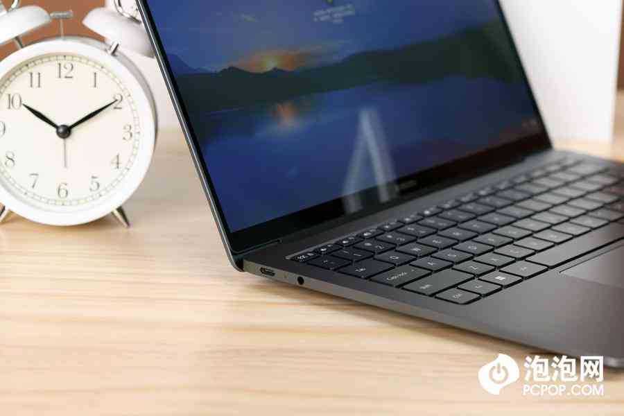 小米笔记本电脑全方位评测：Xiaomi Book Pro 14 2022 轻薄商务旗舰深度解析