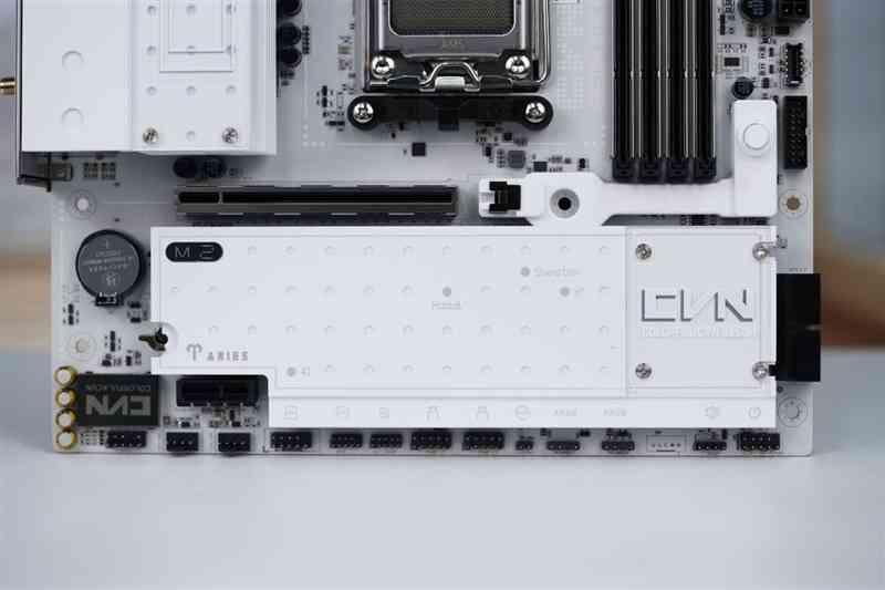 七彩虹主板怎么样 全面赶超一线品牌！七彩虹CVN B850 ARK FROZEN v14方舟主板评测