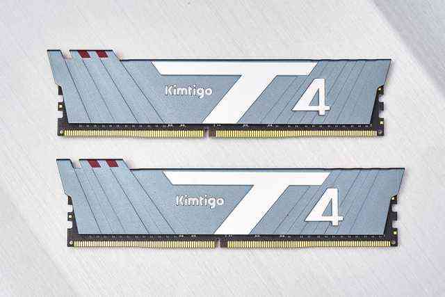 金泰克内存条怎么样 金泰克速虎T4内存评测—真正的“铝”装大佬，直上4000没压力