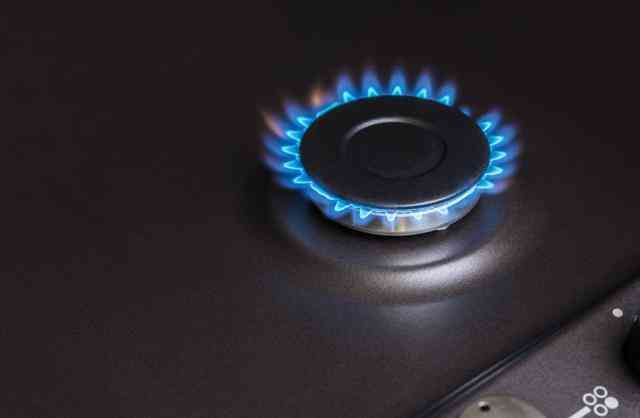 万家乐燃气灶质量怎么样 燃气灶是不是越贵越好？我家换了2台燃气灶，终于搞明白了