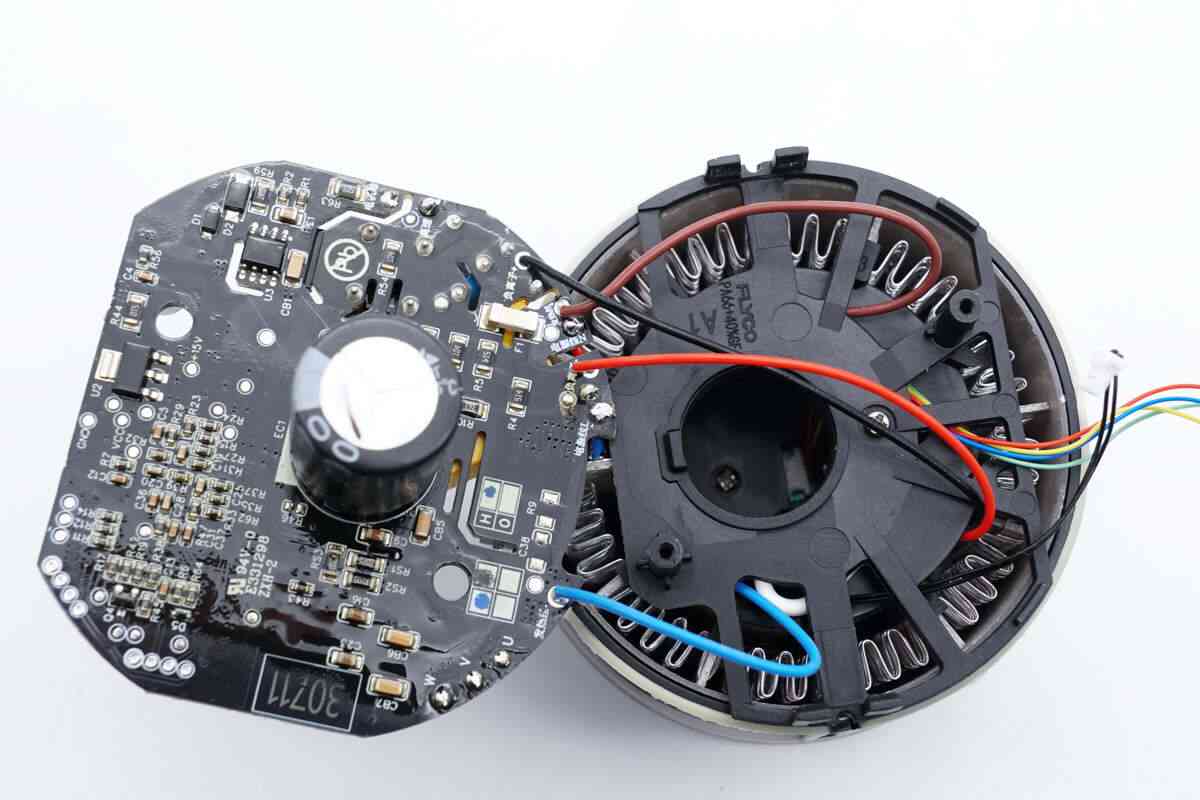 飞科高速吹风机深度评测：200元档无刷电机神器值不值得入手？