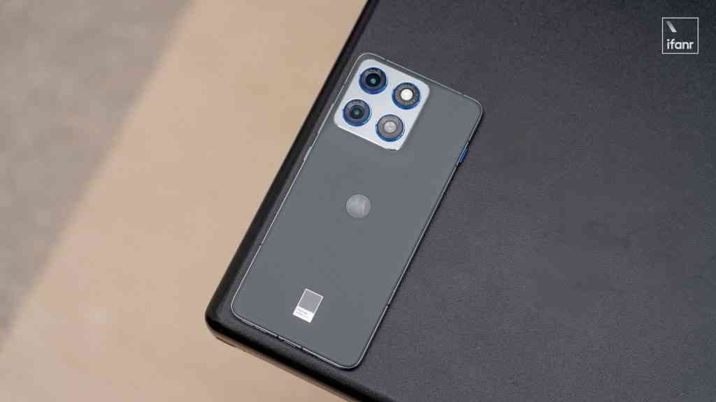 摩托罗拉手机怎么样 1999 元的 moto Air 手机，为什么比 iPhone Air 更香？