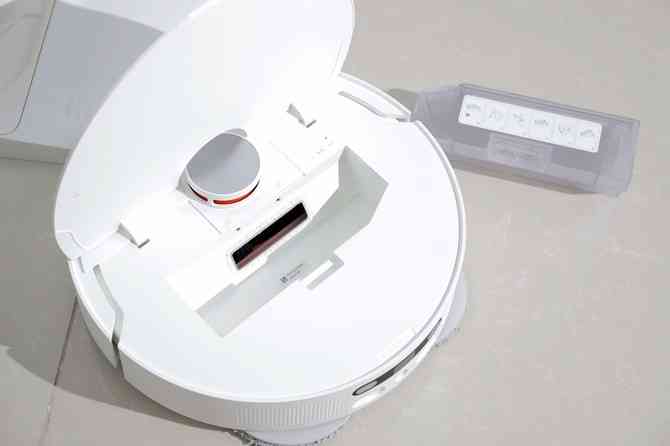 小米扫地机器人深度评测：一站式吸尘清洁全能体验