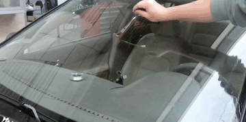 防冻玻璃水全方位实测：价格悬殊10倍，核心差异深度解析