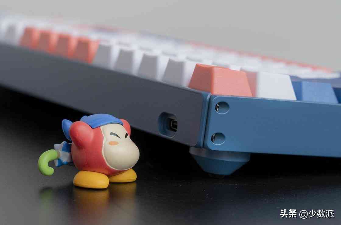 iqunix键盘怎么样 这个键盘凭什么值 1000 块？IQUNIX F96 体验