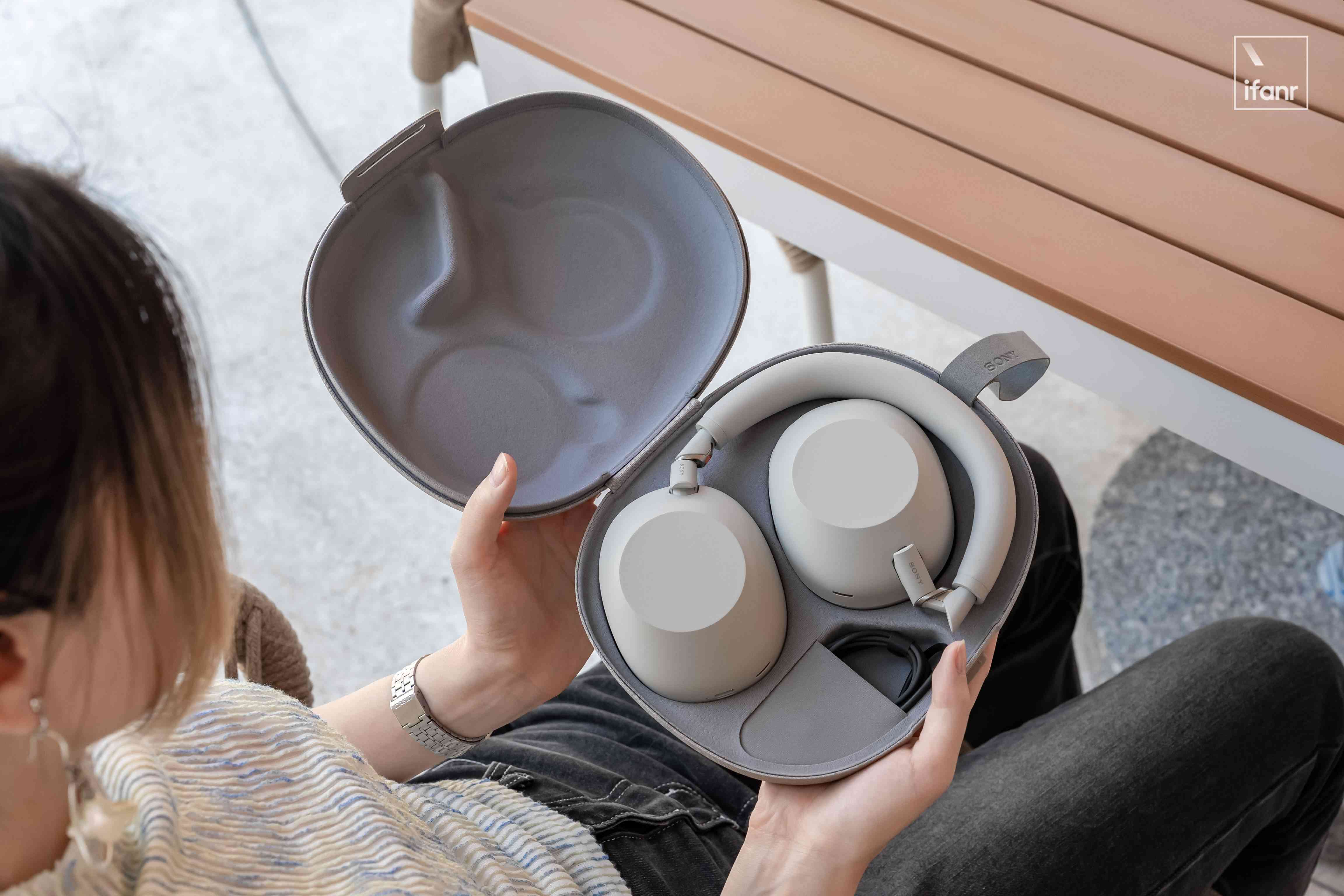 索尼WH-1000XM6深度体验：三年磨一剑，旗舰降噪耳机再进化