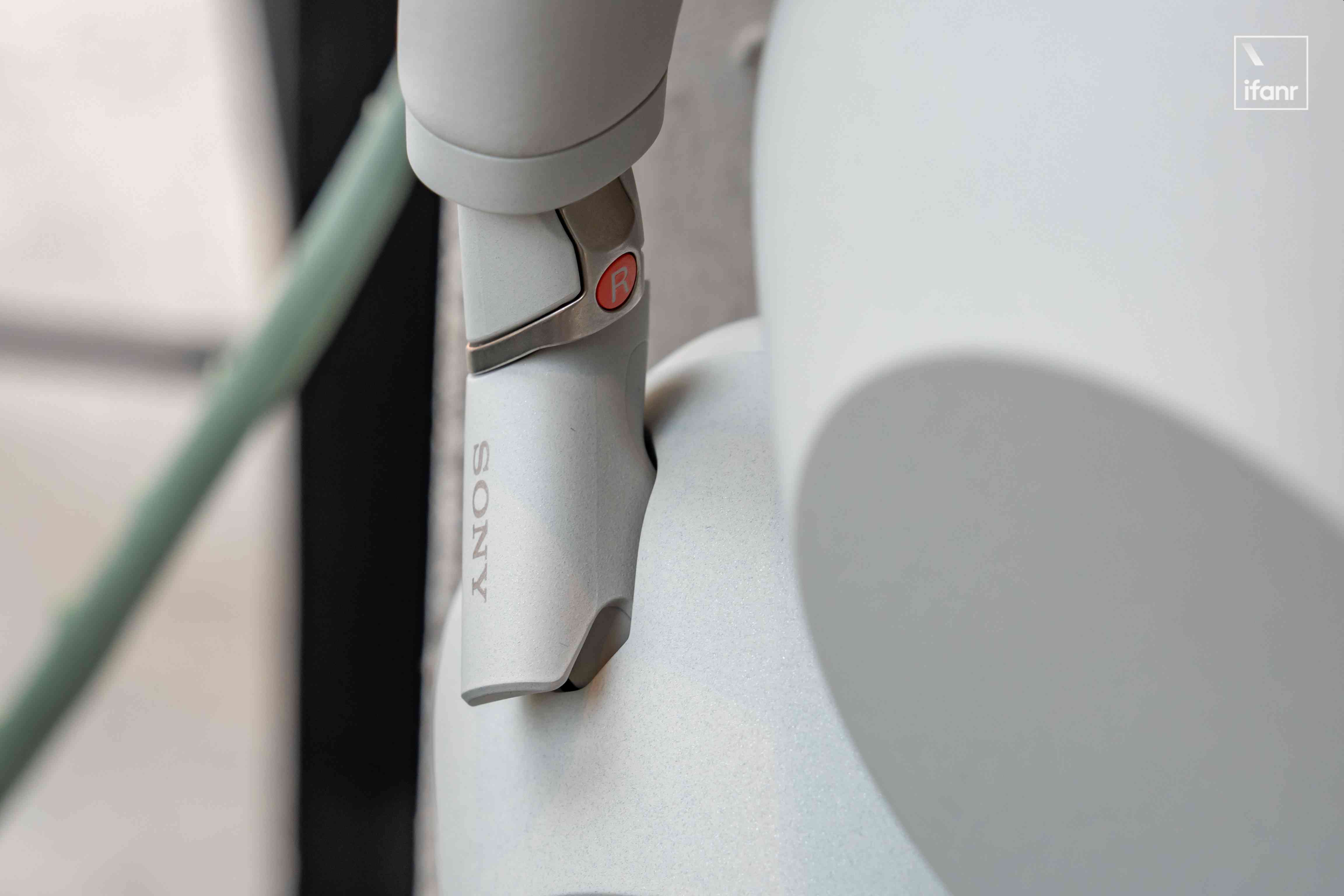 索尼WH-1000XM6深度体验：三年磨一剑，旗舰降噪耳机再进化