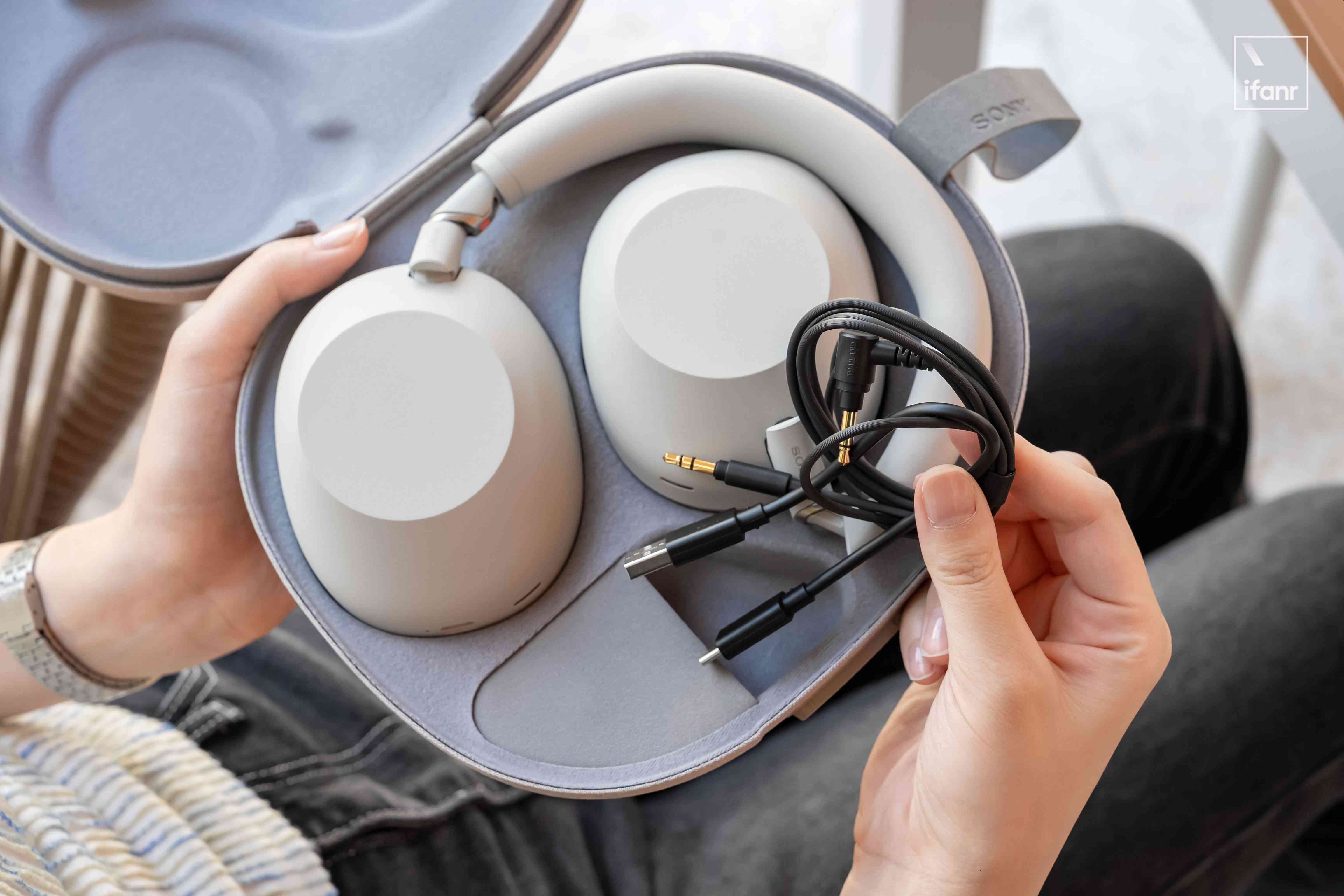 索尼WH-1000XM6深度体验：三年磨一剑，旗舰降噪耳机再进化