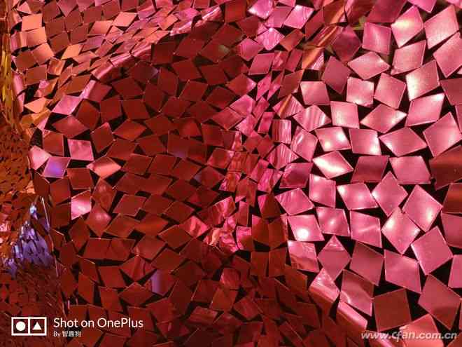 一加6全面评测：3199元起是否值得入手？