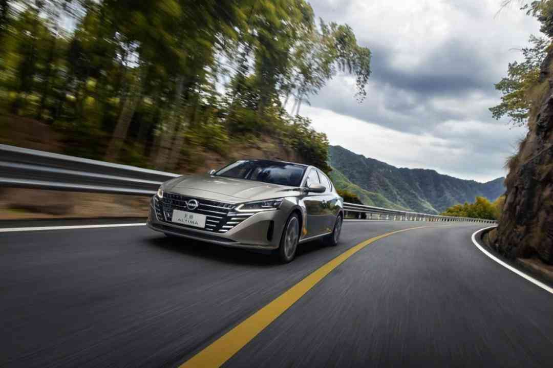 天籁怎么样值得买吗 深度分析 全新天籁到底值不值得买