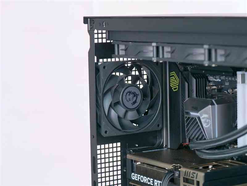 微星机箱怎么样？微星MPG VELOX 300R AIRFLOW PZ刀锋装机评测：散热强大，满足你对大机箱的最苛刻需求