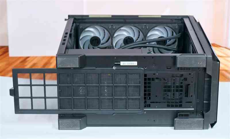 微星机箱怎么样？微星MPG VELOX 300R AIRFLOW PZ刀锋装机评测：散热强大，满足你对大机箱的最苛刻需求