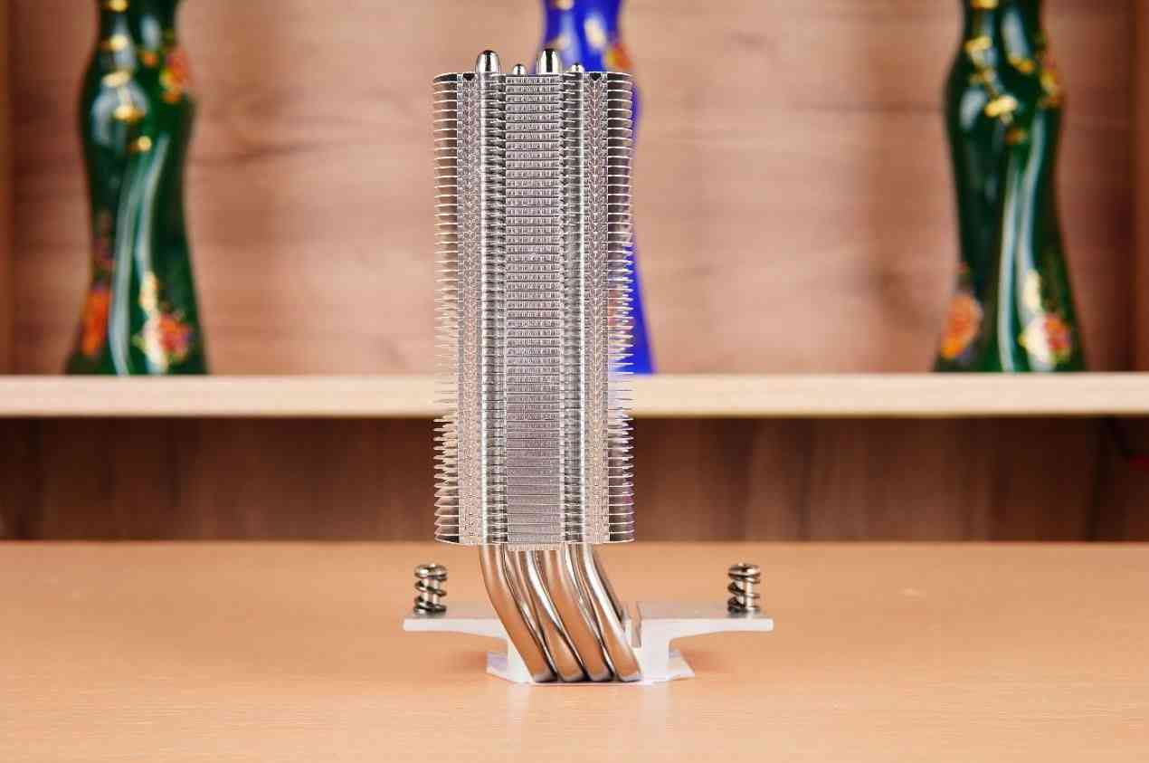 玄冰400怎么样 百元王者回归？九州风神玄冰400幻彩V5性能实测