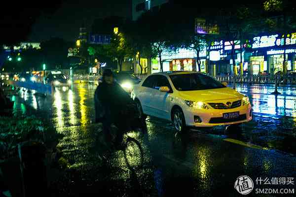 索尼RX100怎么样？也谈谈自己使用的SONY索尼DSC-RX100黑卡数码相机